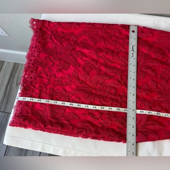 Tadashi Shoji Red Floral Lace Scalloped V Neck Formal Mini Dress Size 2P NWT - Picture 9 of 11